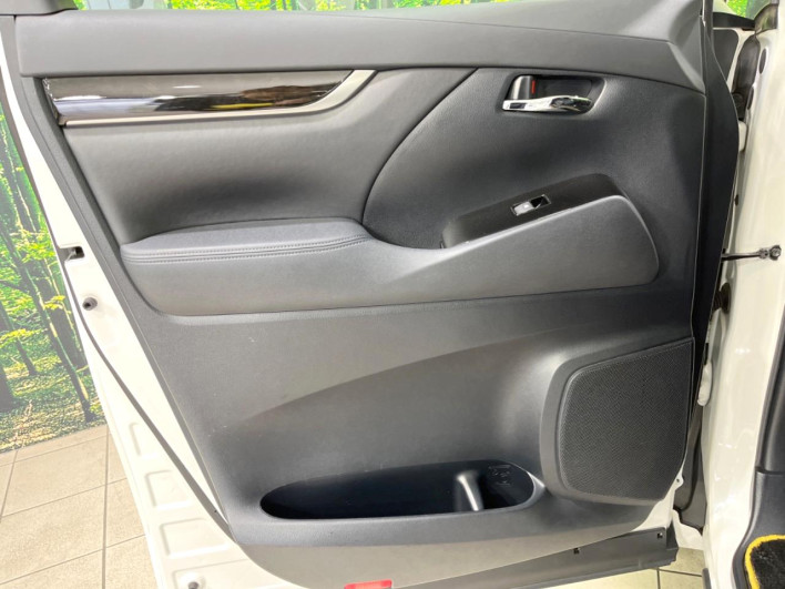 2017 Toyota Vellfire DBA-AGH30W (UW-6a19030c04a3e)[15]