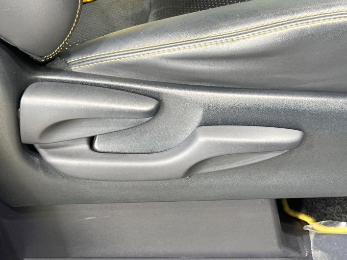 2017 Toyota Vellfire DBA-AGH30W (UW-6a19030c04a3e)[23]