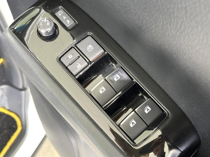 2017 Toyota Vellfire DBA-AGH30W (UW-6a19030c04a3e)[22]