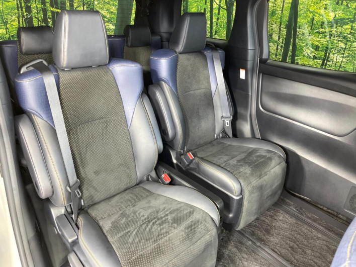 2017 Toyota Vellfire DBA-AGH30W (UW-6a19030c04a3e)[7]