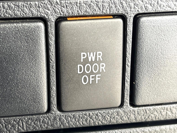 2017 Toyota Vellfire DBA-AGH30W (UW-6a19030c04a3e)[25]