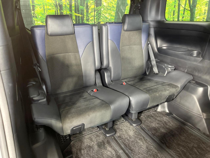 2017 Toyota Vellfire DBA-AGH30W (UW-6a19030c04a3e)[8]