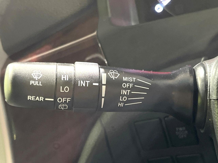 2012 Toyota Alphard DBA-ANH20W (UW-6a19031d44b8c)[16]
