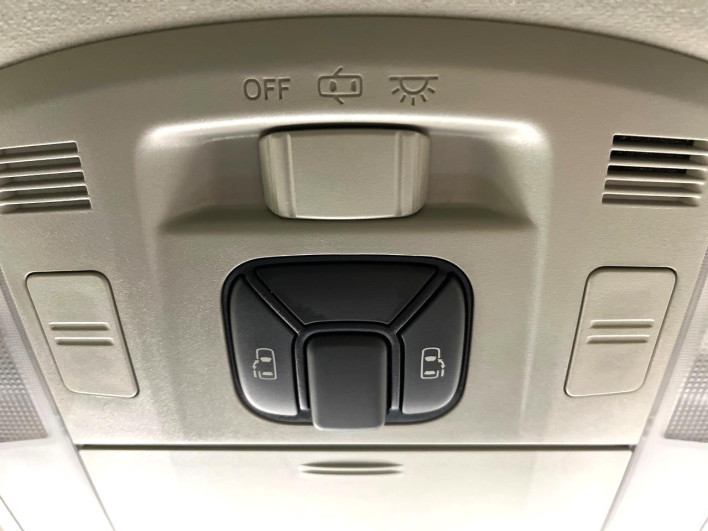 2012 Toyota Alphard DBA-ANH20W (UW-6a19031d44b8c)[13]