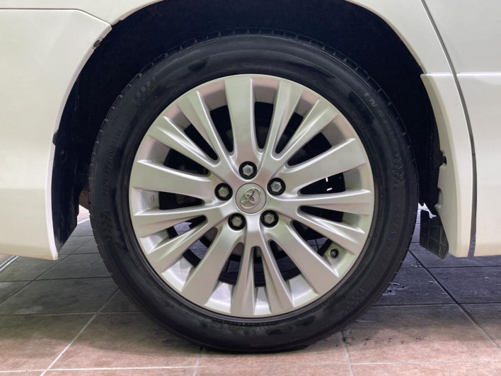 2013 Toyota Alphard DBA-ANH20W (UW-6a19031d95541)[7]