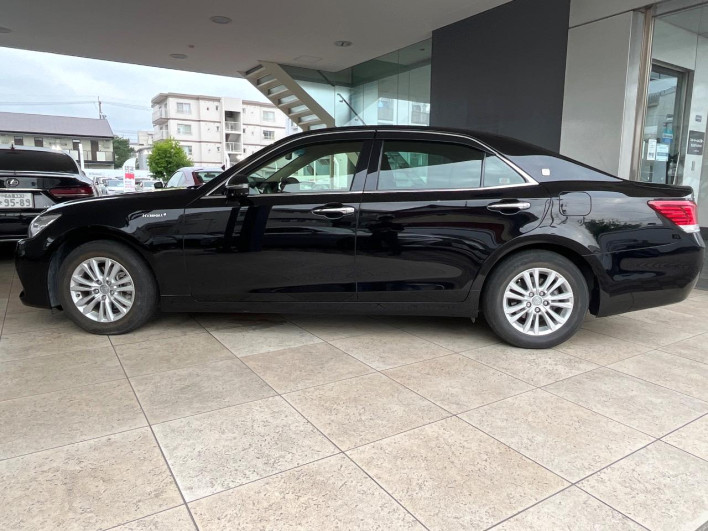 2015 Toyota Crown Hybrid DAA-AWS210 (UW-6a190321ecbed)[12]
