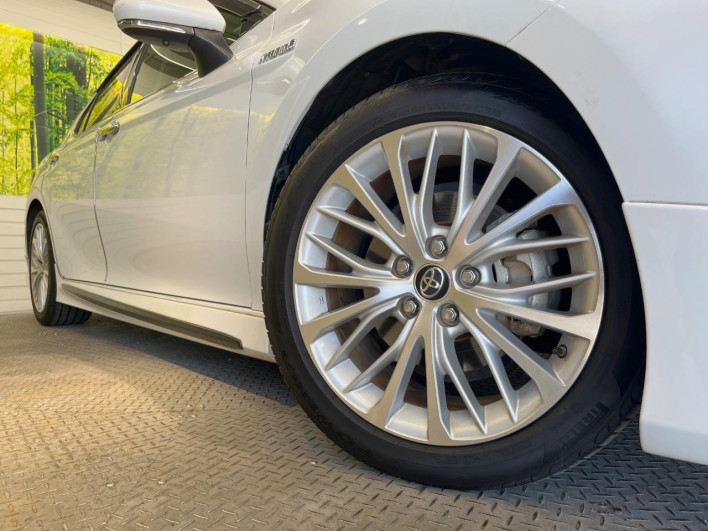 2018 Toyota Camry DAA-AXVH70 (UW-6a19032e57e5d)[6]