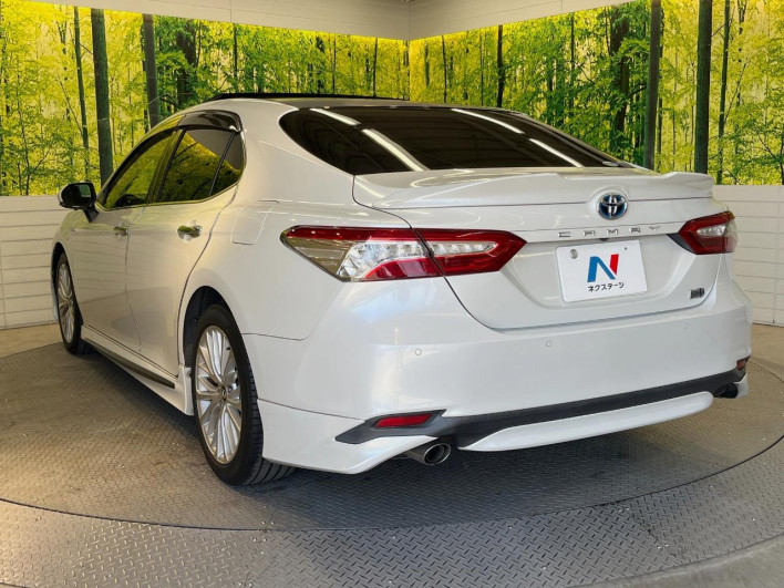 2018 Toyota Camry DAA-AXVH70 (UW-6a19032e57e5d)[21]