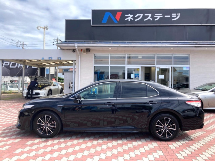 2020 Toyota Camry DAA-AXVH70 (UW-6a19032e84d69)[17]
