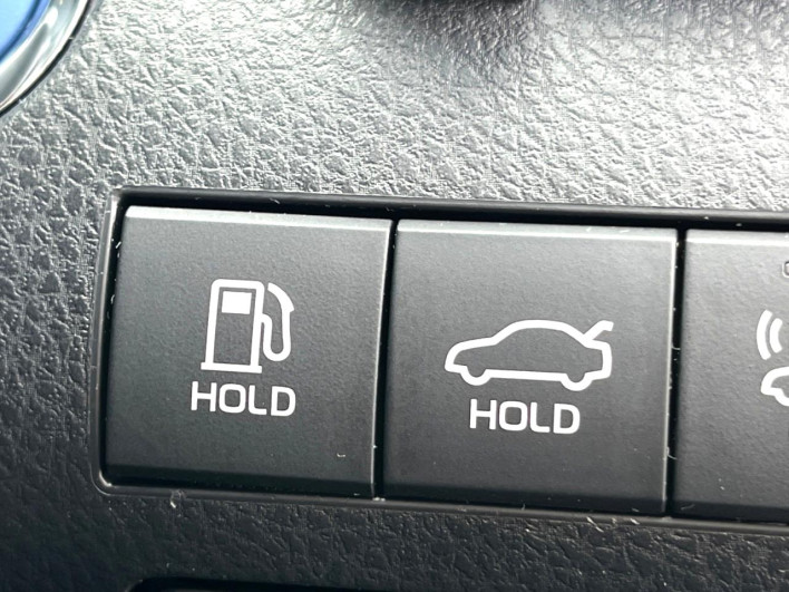 2020 Toyota Camry DAA-AXVH70 (UW-6a19032e9417a)[14]