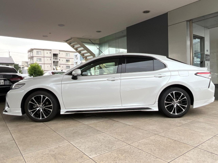 2020 Toyota Camry 6AA-AXVH75 (UW-6a19032f16d8c)[15]