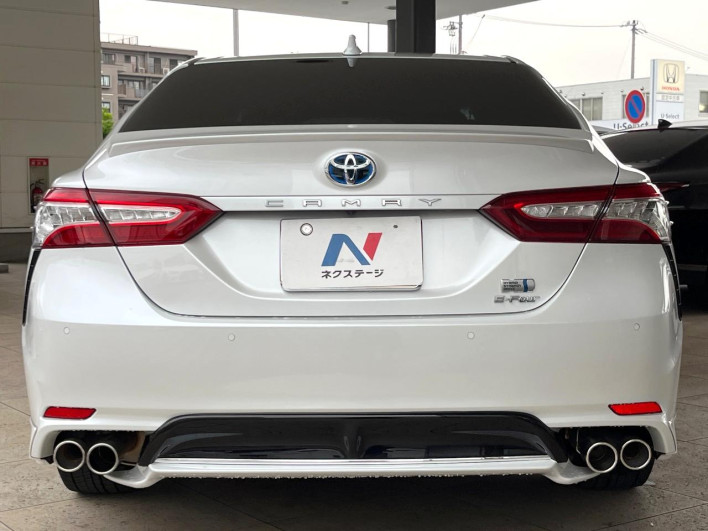 2020 Toyota Camry 6AA-AXVH75 (UW-6a19032f16d8c)[13]