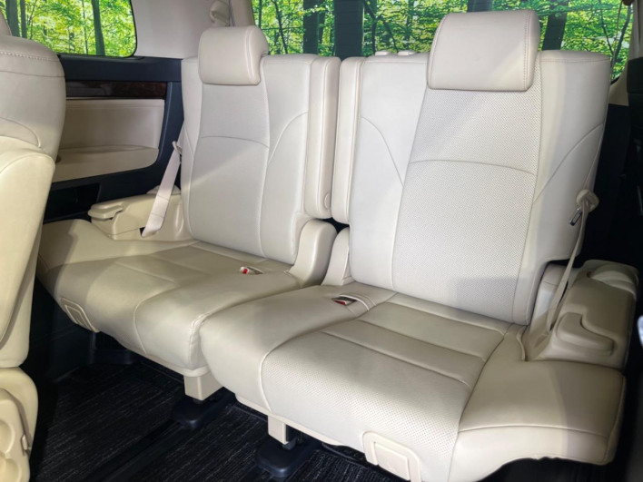 2019 Toyota Alphard Hybrid DAA-AYH30W (UW-6a19033109a7d)[10]