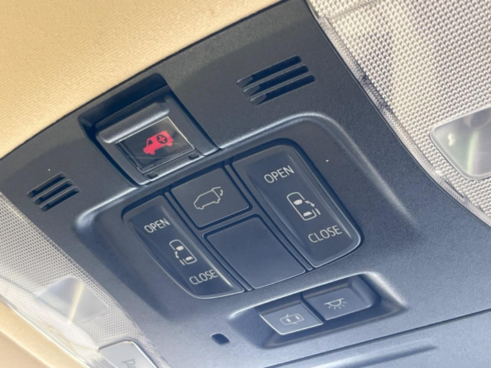 2019 Toyota Alphard Hybrid DAA-AYH30W (UW-6a19033109a7d)[29]