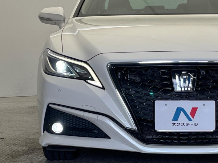 2020 Toyota Crown Hybrid 6AA-AZSH20 (UW-6a1903367bf23)[9]