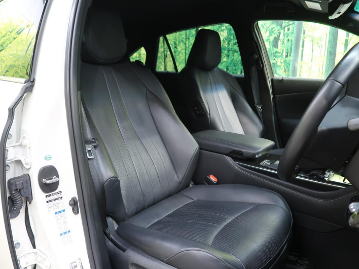 2019 Toyota Crown Hybrid 6AA-AZSH21 (UW-6a1903371afa9)[26]