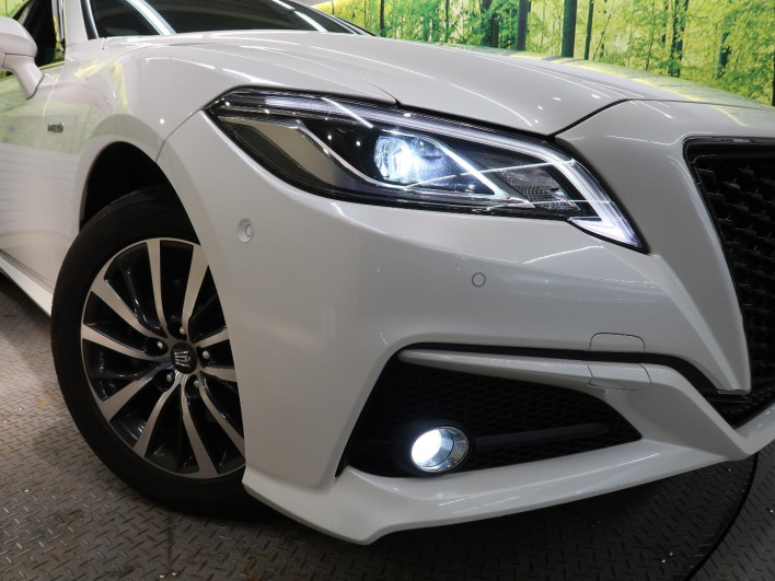 2019 Toyota Crown Hybrid 6AA-AZSH21 (UW-6a1903371afa9)[18]