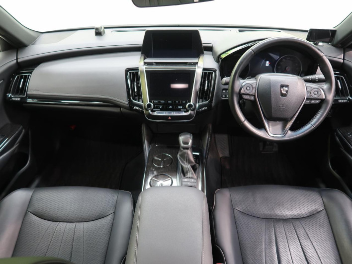 2019 Toyota Crown Hybrid 6AA-AZSH21 (UW-6a1903371afa9)[29]