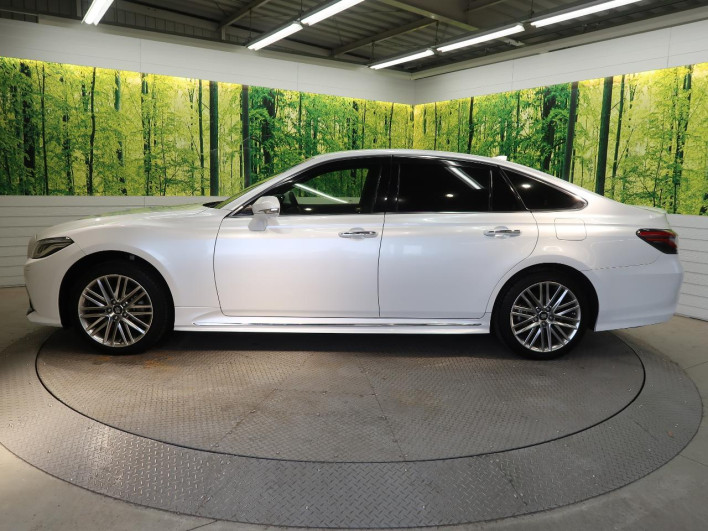 2021 Toyota Crown Hybrid 6AA-AZSH21 (UW-6a19033720ede)[12]