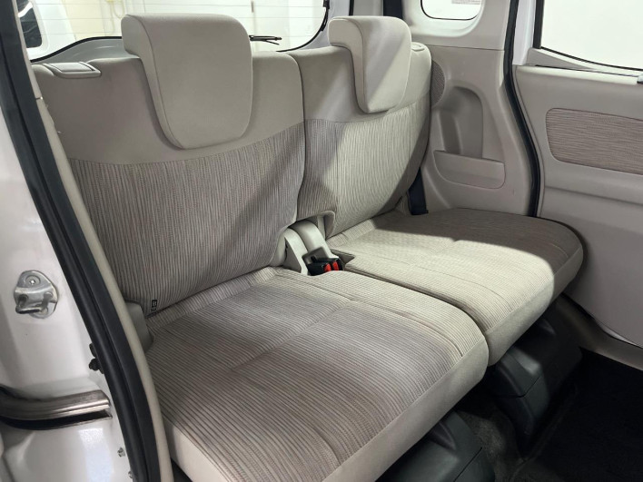 2015 Mitsubishi eK Space DBA-B11A (UW-6a19033bd4b26)[22]