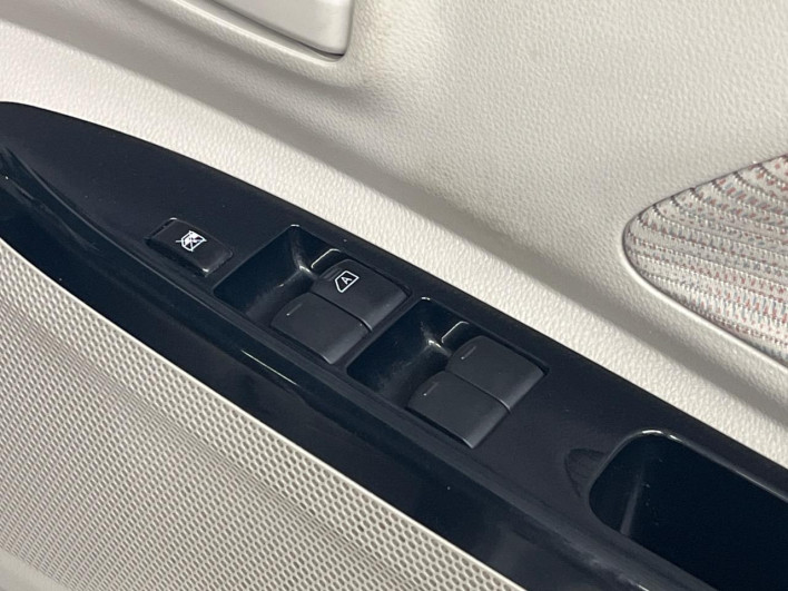 2015 Mitsubishi eK Space DBA-B11A (UW-6a19033bd4b26)[14]