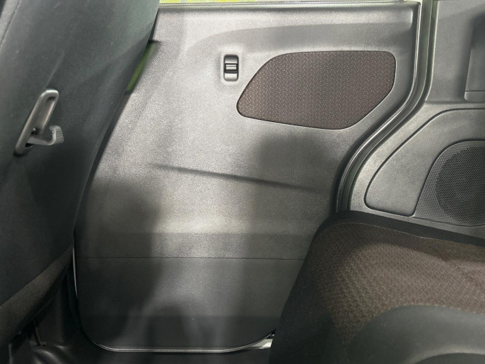 2021 Mitsubishi eK Cross Space 4AA-B35A (UW-6a19034774b5d)[26]