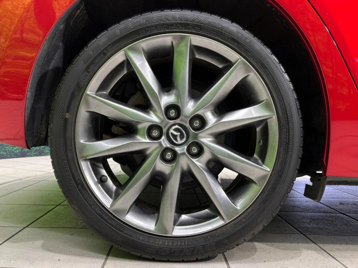 2016 Mazda Axela Sports LDA-BM2AS (UW-6a19035684897)[15]