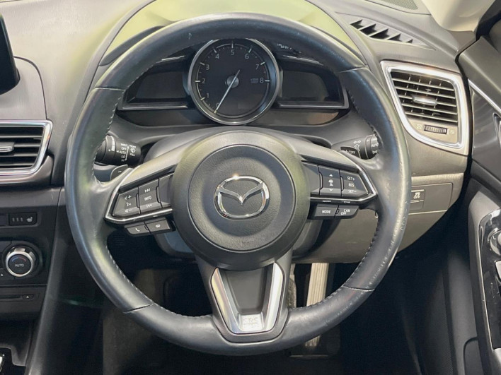 2017 Mazda Axela DBA-BM5FP (UW-6a190356e663e)[23]
