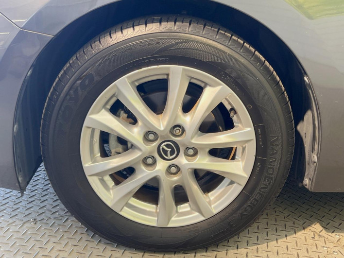 2017 Mazda Axela DBA-BM5FP (UW-6a190356e663e)[13]