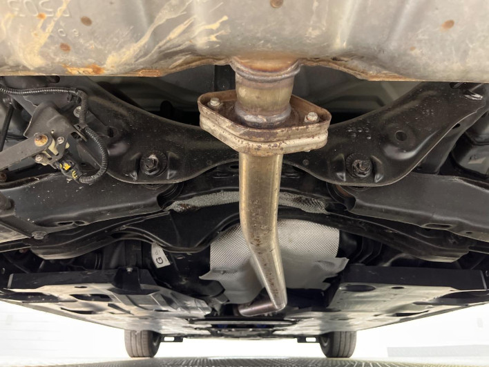 2016 Mazda Axela Sports DBA-BM5FS (UW-6a190357454e9)[12]