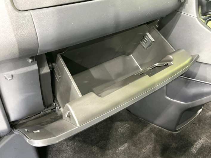 2018 Mitsubishi Delica D:5 LDA-CV1W (UW-6a19035d746b6)[27]