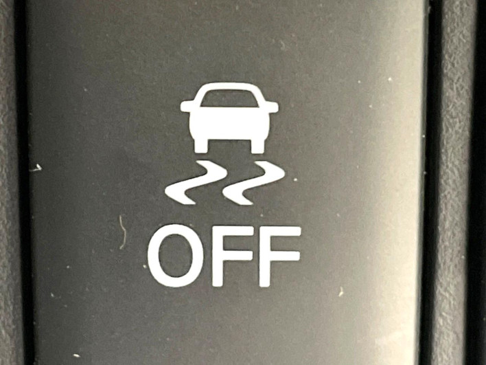2024 Mitsubishi Delica D:5 3DA-CV1W (UW-6a19036175795)[17]