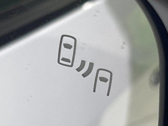 2024 Mitsubishi Delica D:5 3DA-CV1W (UW-6a1903657b878)[17]