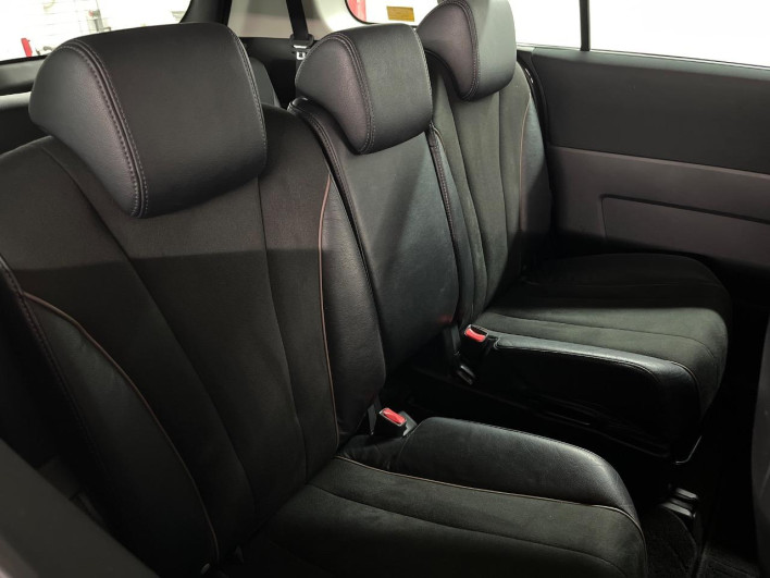 2013 Mazda Premacy DBA-CWFFW (UW-6a190368966fb)[18]