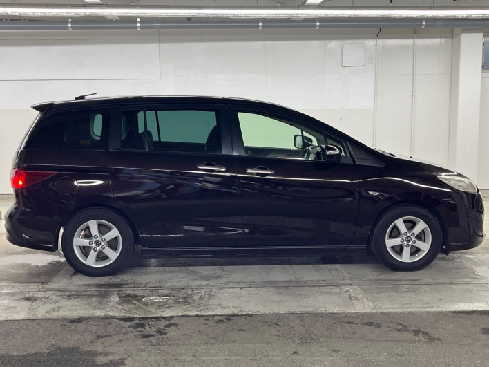 2013 Mazda Premacy DBA-CWFFW (UW-6a190368966fb)[16]