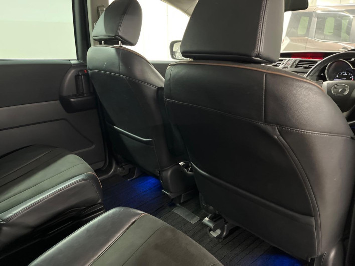 2013 Mazda Premacy DBA-CWFFW (UW-6a190368966fb)[20]