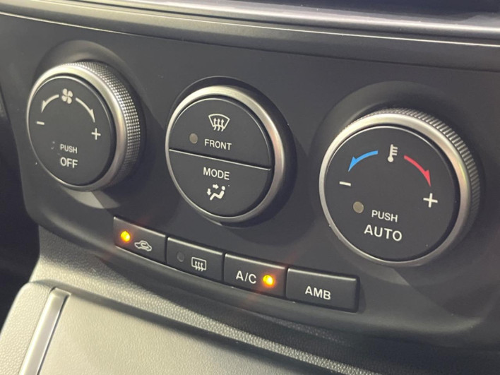 2016 Mazda Premacy DBA-CWFFW (UW-6a190368cf147)[28]