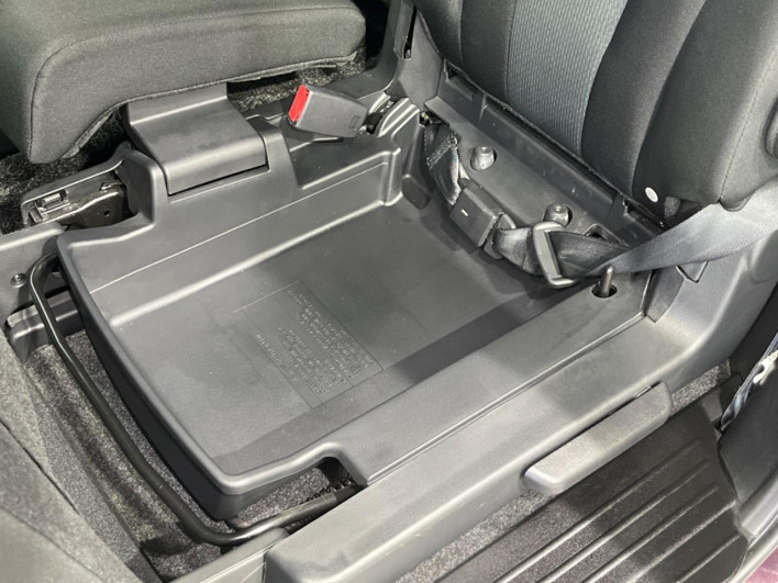 2016 Mazda Premacy DBA-CWFFW (UW-6a190368cf147)[8]