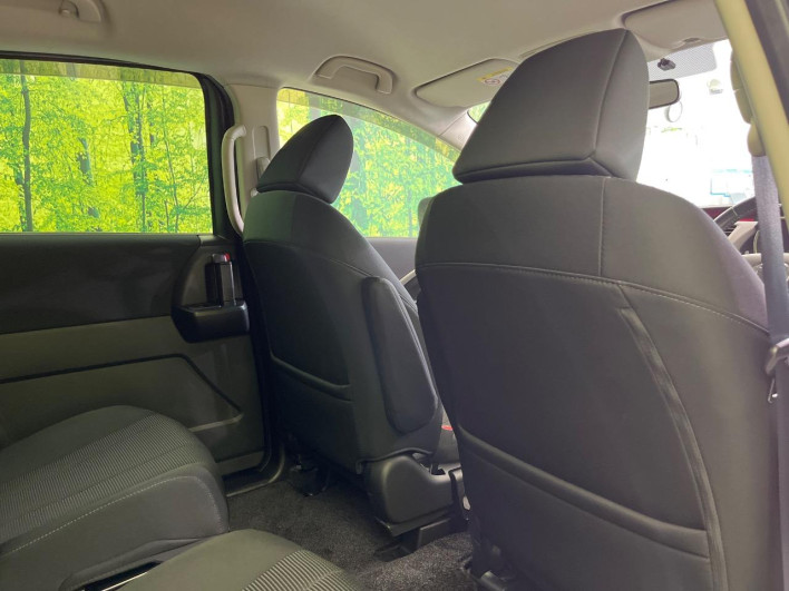 2016 Mazda Premacy DBA-CWFFW (UW-6a1903694abb9)[23]