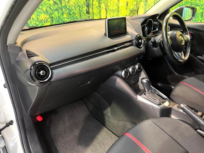 2015 Mazda Demio LDA-DJ5FS (UW-6a1903706af21)[29]