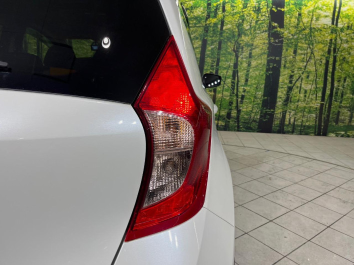 2016 Nissan Note DBA-E12 (UW-6a190376e76ef)[8]