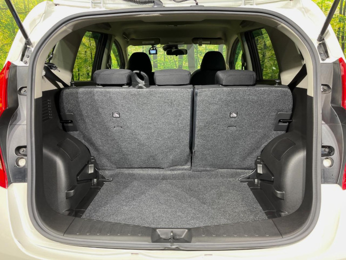 2016 Nissan Note DBA-E12 (UW-6a190376e76ef)[11]