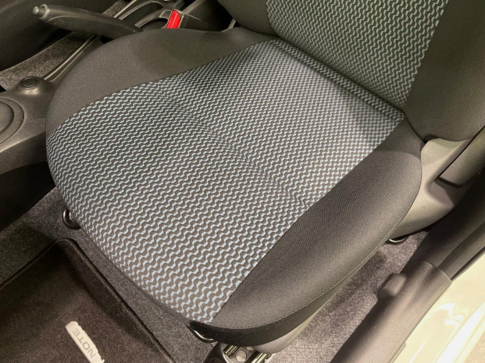 2016 Nissan Note DBA-E12 (UW-6a190376e76ef)[14]