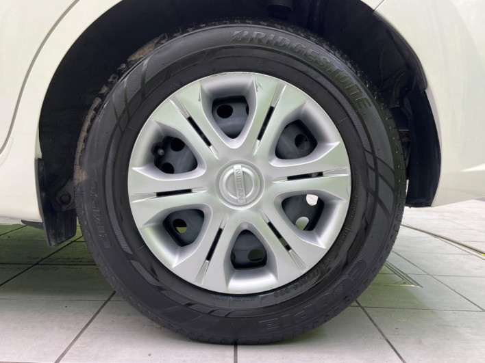2018 Nissan Note DBA-E12 (UW-6a1903778e925)[13]