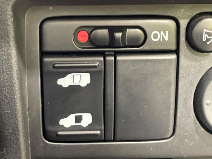 2009 Honda Freed DBA-GB3 (UW-6a19038561bc5)[13]