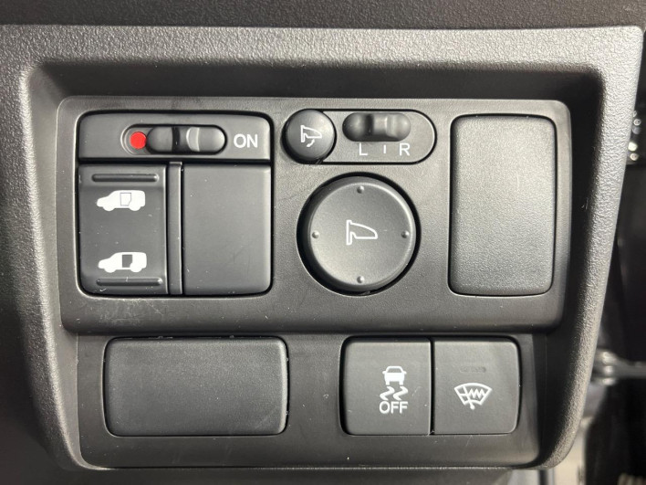 2013 Honda Freed DBA-GB4 (UW-6a190385ac6fd)[15]