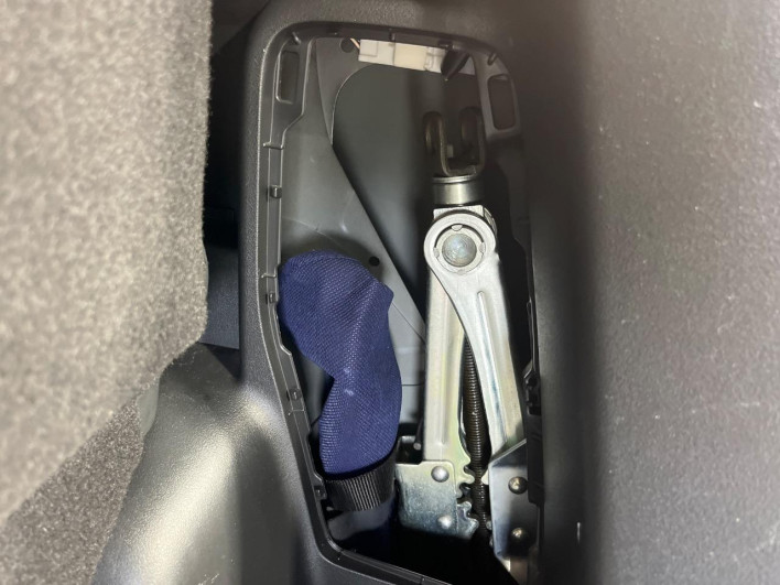 2013 Honda Freed DBA-GB4 (UW-6a190385ac6fd)[6]