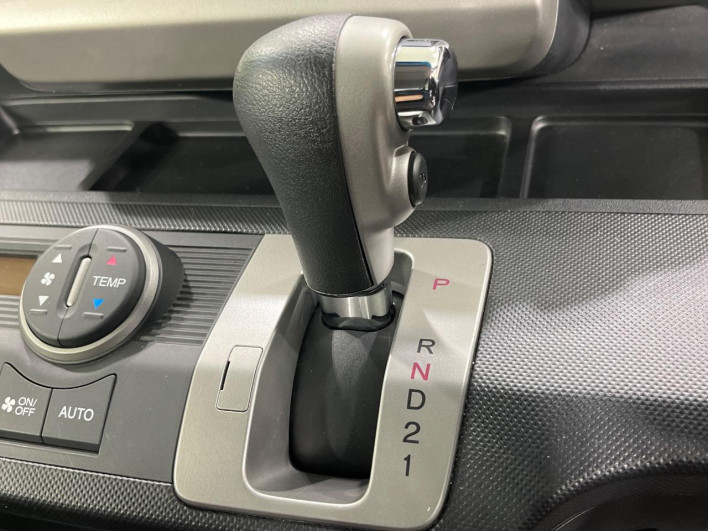 2013 Honda Freed DBA-GB4 (UW-6a190385ac6fd)[23]