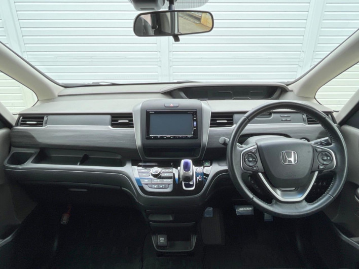 2017 Honda Freed hybrid DAA-GB7 (UW-6a19038ad2b92)[25]