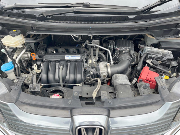 2017 Honda Freed hybrid DAA-GB7 (UW-6a19038ad2b92)[6]